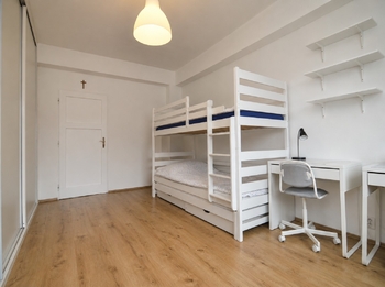 Prodej bytu 2+1 v osobním vlastnictví 70 m², Praha 10 - Vršovice