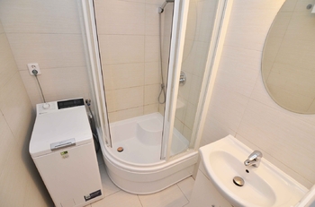 Prodej bytu 2+1 v osobním vlastnictví 70 m², Praha 10 - Vršovice