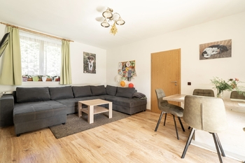 Prodej domu 213 m², Zeleneč