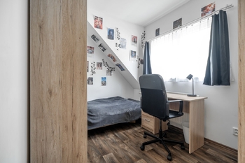 Prodej domu 213 m², Zeleneč
