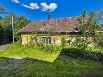 Prodej pozemku 473 m², Branky