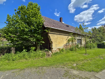 Prodej pozemku 473 m², Branky