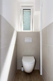 WC - Pronájem bytu 2+1 v osobním vlastnictví 56 m², Praha 4 - Podolí