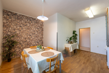 Prodej bytu 3+1 v družstevním vlastnictví 81 m², Kokory