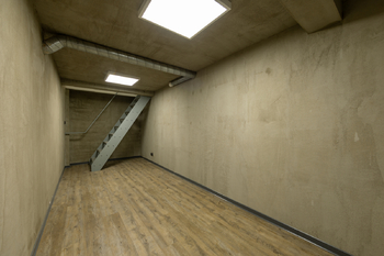 Sklep - Prodej bytu 4+kk v osobním vlastnictví 113 m², Praha 9 - Vysočany