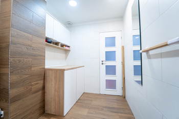 Koupelna - Pronájem bytu 2+kk v osobním vlastnictví 47 m², Rudná
