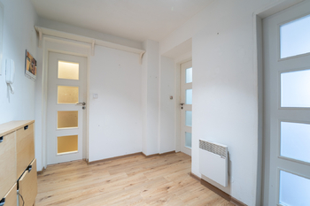 Chodba - Pronájem bytu 2+kk v osobním vlastnictví 47 m², Rudná