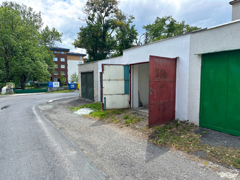 Prodej garáže 23 m², Tachov