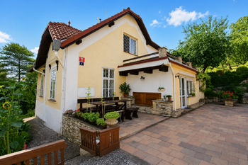 Prodej domu 230 m², Praha 6 - Lysolaje