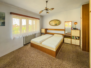 Prodej domu 178 m², Ločenice