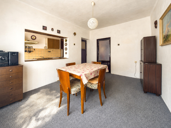 Prodej domu 178 m², Ločenice