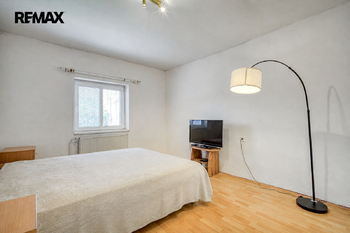 Prodej domu 258 m², Hrob
