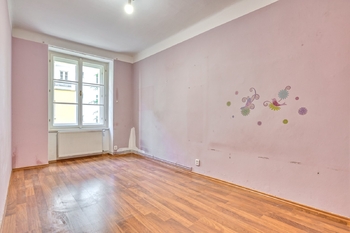 Ložnice - Prodej bytu 3+kk v osobním vlastnictví 61 m², Praha 3 - Žižkov