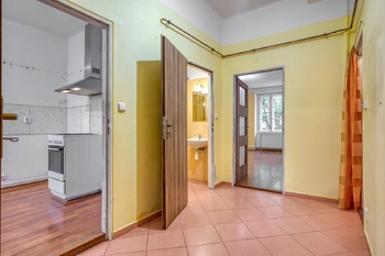 Předsíň - Prodej bytu 3+kk v osobním vlastnictví 61 m², Praha 3 - Žižkov