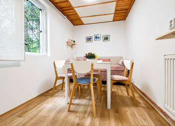 jídelna - Prodej chaty / chalupy 90 m², Počedělice