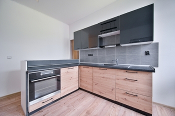 Pronájem bytu 1+1 v osobním vlastnictví 57 m², Aš