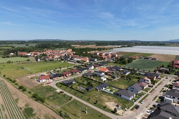 Prodej domu 176 m², Kupařovice