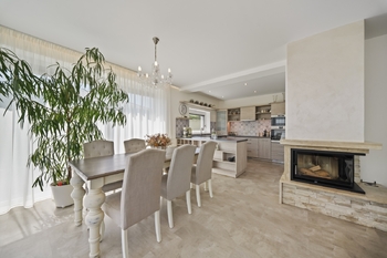 Prodej domu 176 m², Kupařovice