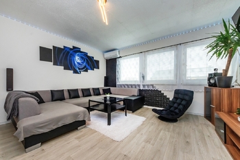 Prodej bytu 3+1 v osobním vlastnictví 62 m², Červený Újezd