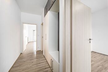 chodba  - Prodej bytu 2+kk v osobním vlastnictví 50 m², České Budějovice