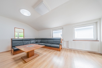 Prodej nájemního domu 301 m², Kladno