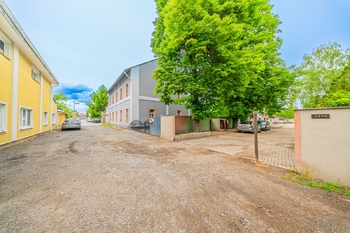 Prodej nájemního domu 301 m², Kladno