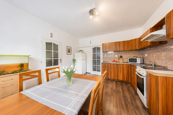 Prodej nájemního domu 301 m², Kladno