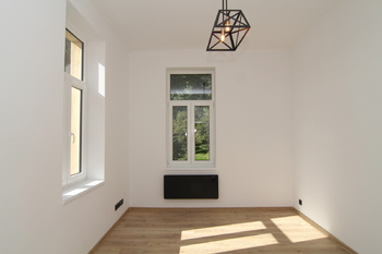 Prodej bytu 3+1 v osobním vlastnictví 73 m², Mariánské Lázně