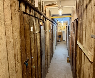 Prodej bytu 1+1 v osobním vlastnictví 46 m², Praha 7 - Holešovice