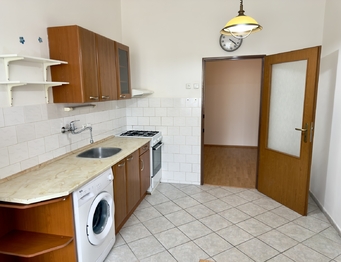 Prodej bytu 1+1 v osobním vlastnictví 46 m², Praha 7 - Holešovice