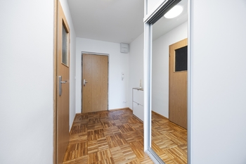 Chodba - Prodej bytu 2+kk v osobním vlastnictví 41 m², Kralupy nad Vltavou