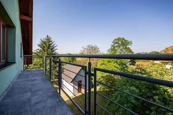 Balkon - Prodej domu 210 m², Praha 9 - Běchovice