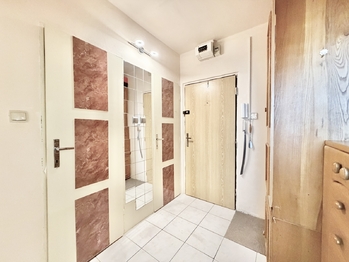 Prodej bytu 2+kk v osobním vlastnictví 40 m², Kladno