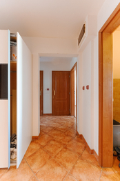 Prodej bytu 3+1 v osobním vlastnictví 70 m², Praha 4 - Chodov