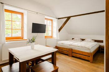  apartmán - Prodej zemědělského objektu 800 m², Holetín
