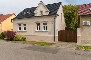 Prodej domu 177 m², Třebenice
