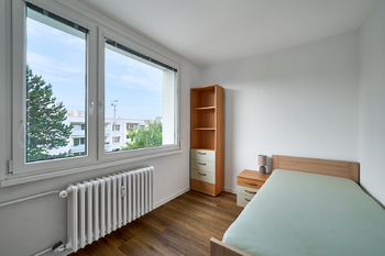 Pokoj - Prodej bytu 3+1 v družstevním vlastnictví 68 m², Hradec Králové