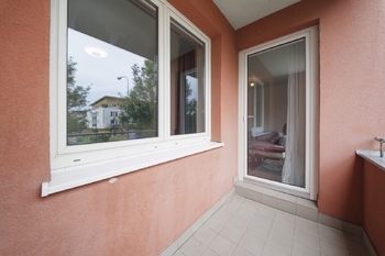 lodžie foto 3 - Prodej bytu 2+kk v osobním vlastnictví 51 m², Brno