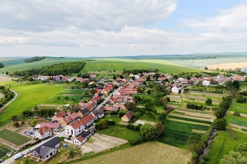 Prodej pozemku 1027 m², Dražůvky