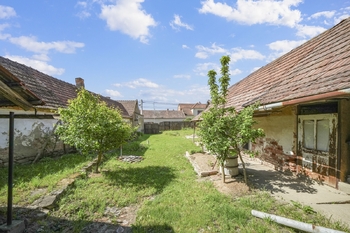 Prodej pozemku 1027 m², Dražůvky