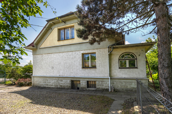 +420 721 415 122|Lucie Krechterová|lucie.krechterova@remax.cz - Prodej domu 288 m², Orlová