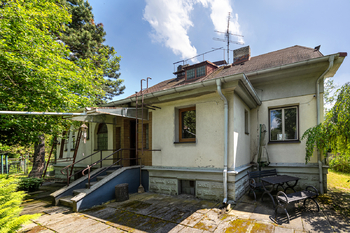 +420 721 415 122|Lucie Krechterová|lucie.krechterova@remax.cz - Prodej domu 288 m², Orlová