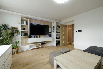 obyvaci pokoj - Prodej bytu 3+1 v osobním vlastnictví 57 m², Kutná Hora 