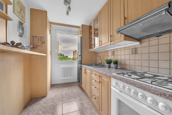 Prodej bytu 3+1 v družstevním vlastnictví 75 m², Praha 8 - Troja