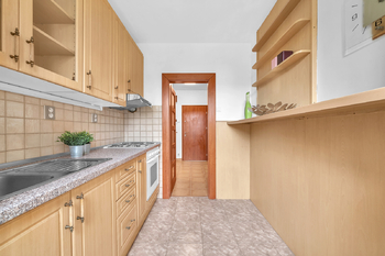 Prodej bytu 3+1 v družstevním vlastnictví 74 m², Praha 8 - Troja