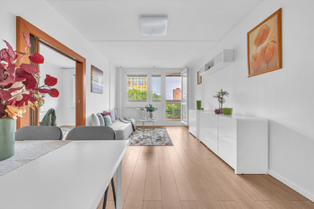 Prodej bytu 3+1 v družstevním vlastnictví 74 m², Praha 8 - Troja