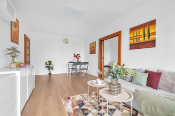 Prodej bytu 3+1 v družstevním vlastnictví 74 m², Praha 8 - Troja
