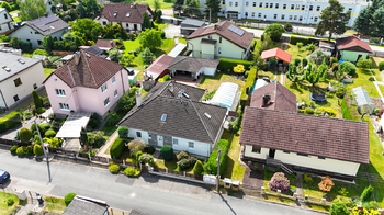 Prodej domu 400 m², Líně