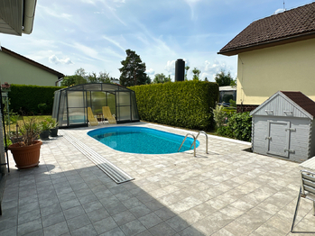 Prodej domu 400 m², Líně