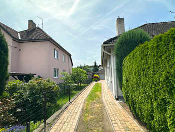 Prodej domu 400 m², Líně